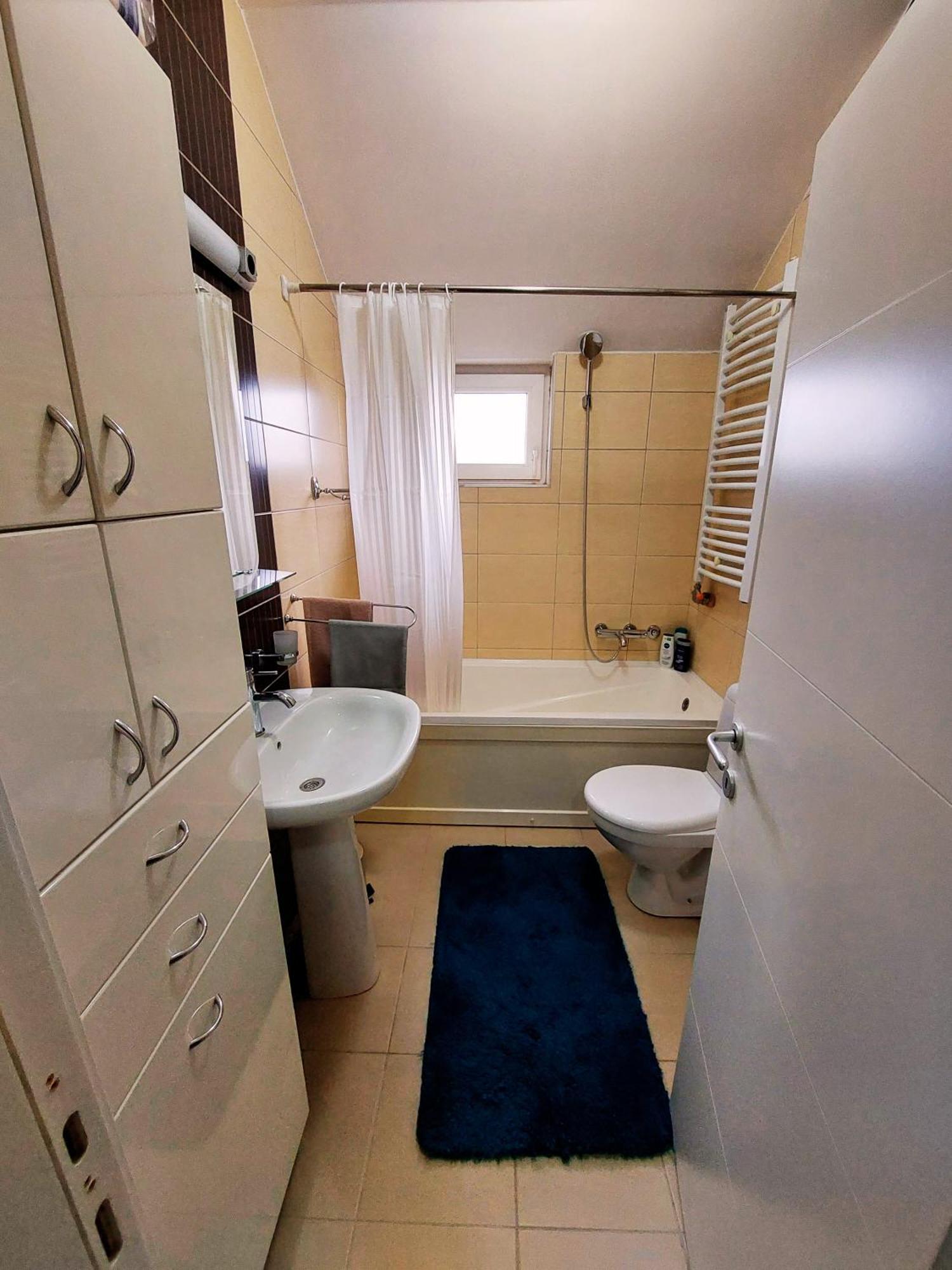Xo Apartman Sremska Mitrovica Extérieur photo